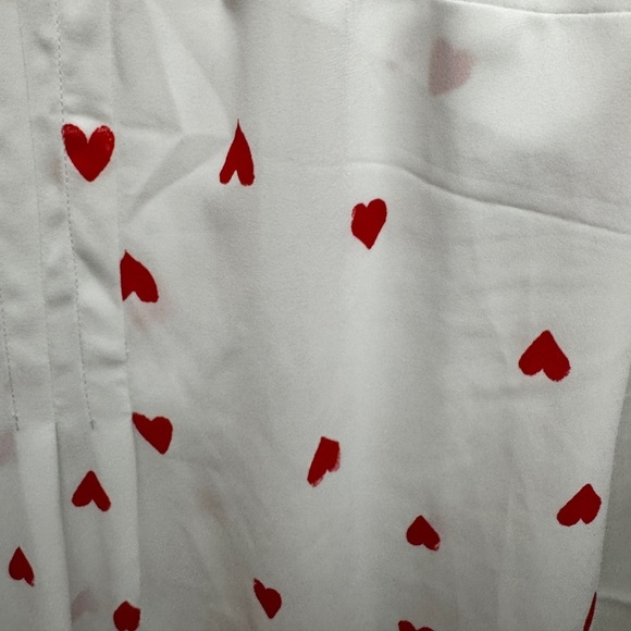💎 In Every Story Hearts Sleeveless Blouse White - Picture 6 of 9